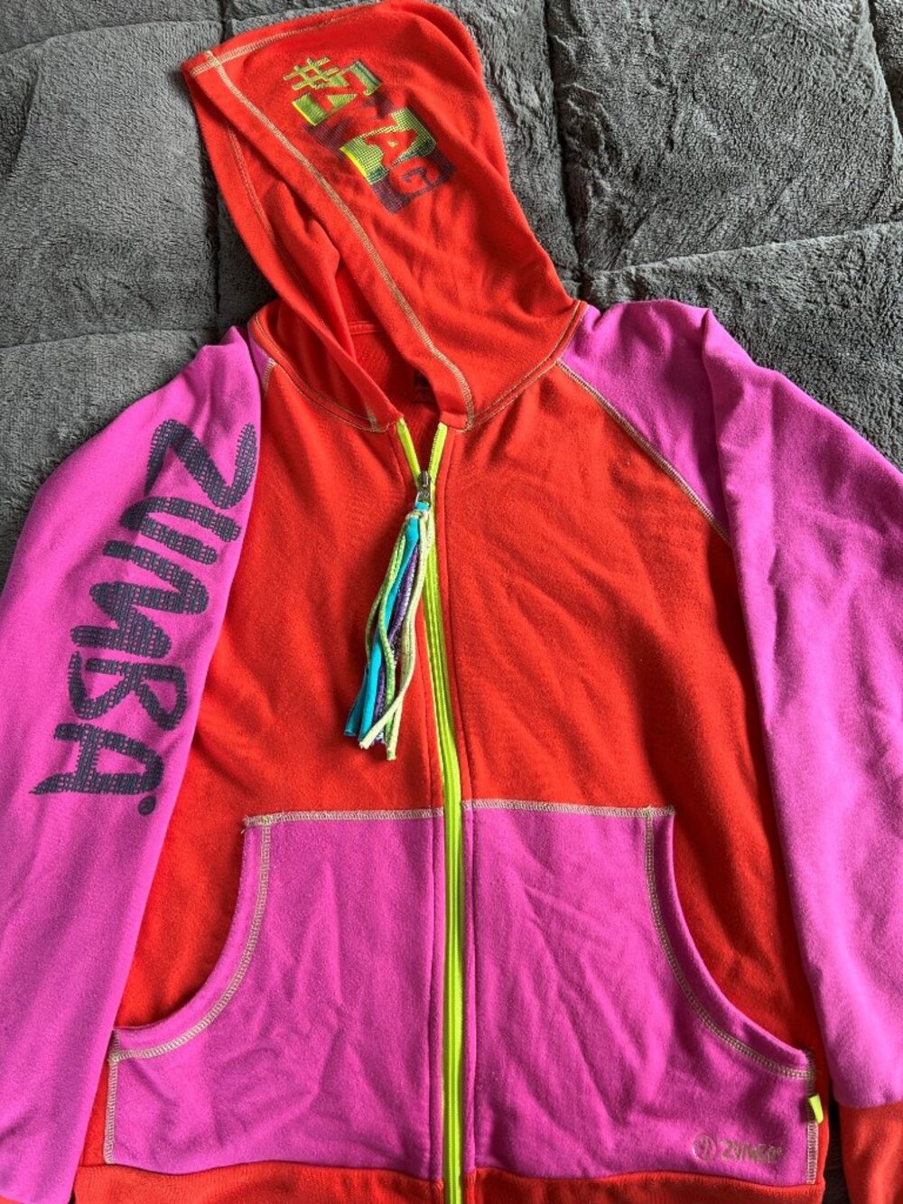Zumba Wear Large Zip-up Hoodie